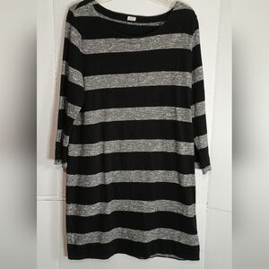 Vintage J. Crew Black and Gray Striped Women's Dress Size XL (Read)